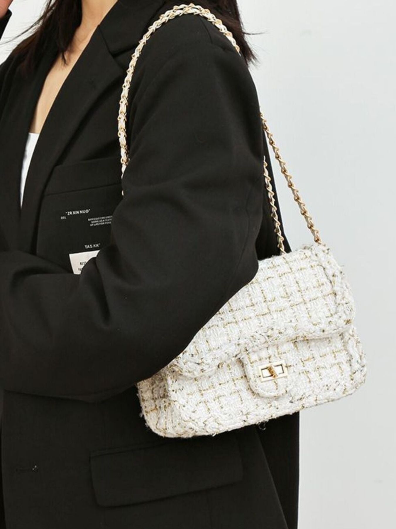 Classic tweed shoulder bag chain doubled slung over shoulder