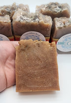 Jabón para el cuidado de la piel con canela y menta