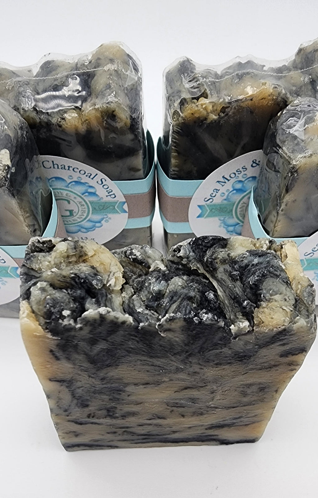 Sea Moss, Sea Clay, & Charcoal Spa Soap
