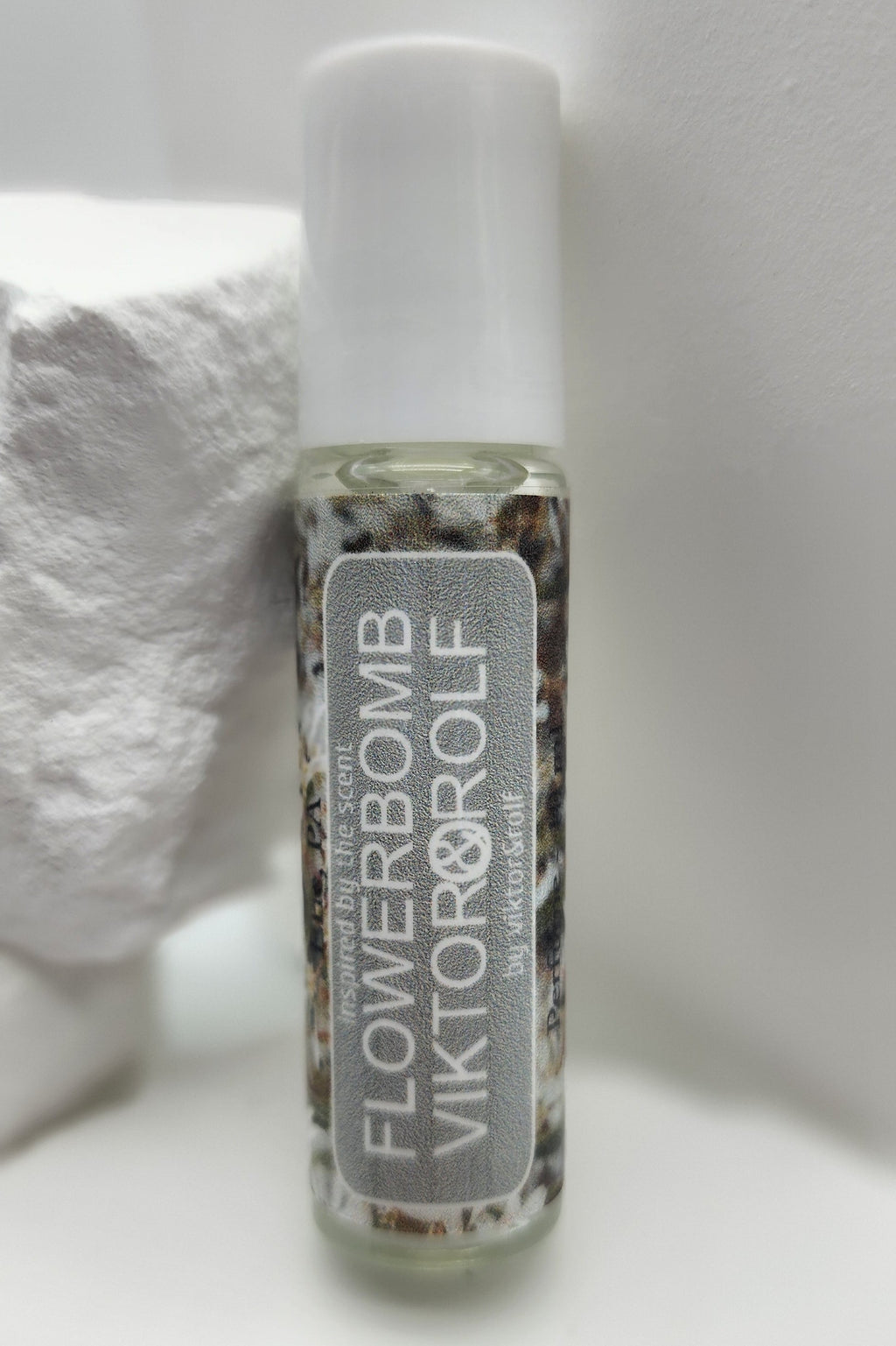 Aceite perfumado Flowerbomb en roll-on
