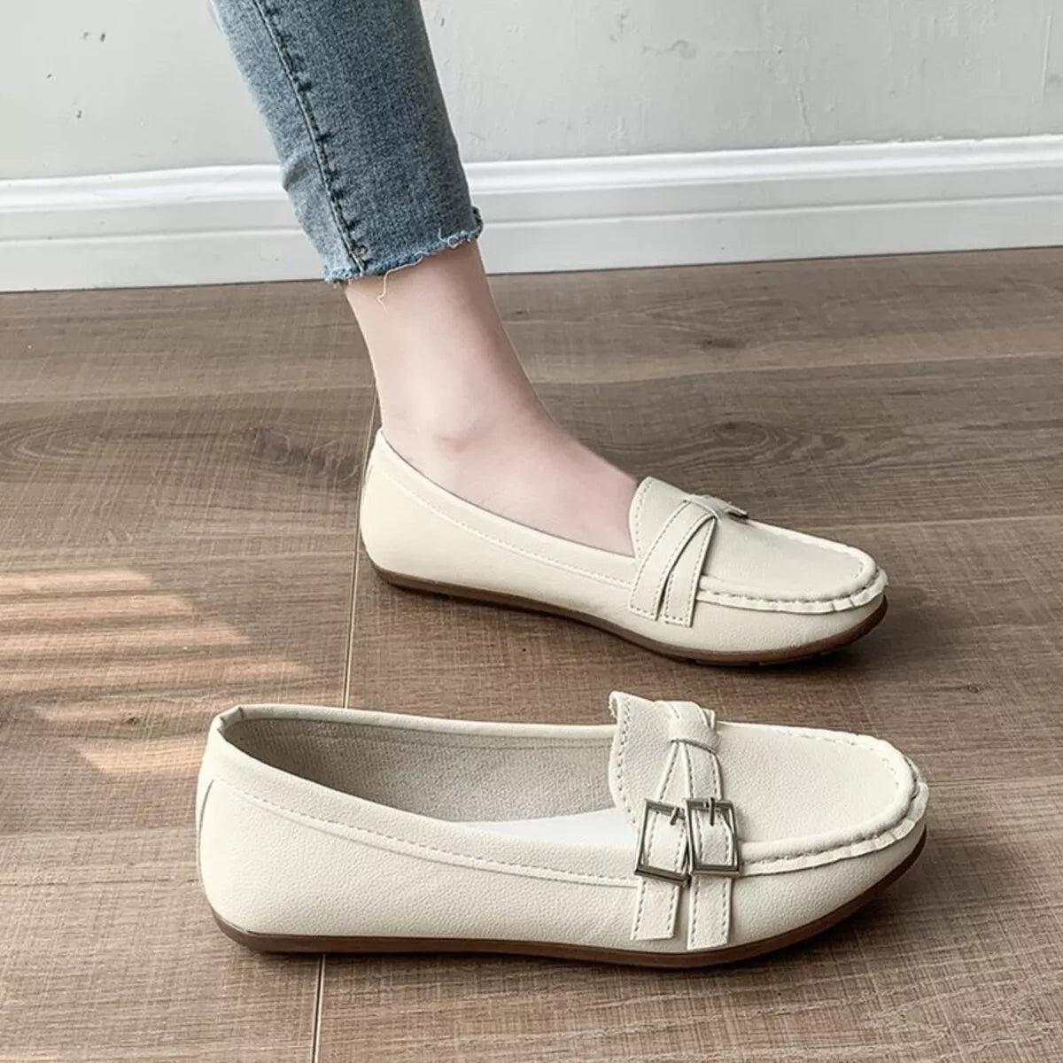 Round Toe Flats Slip-Ons