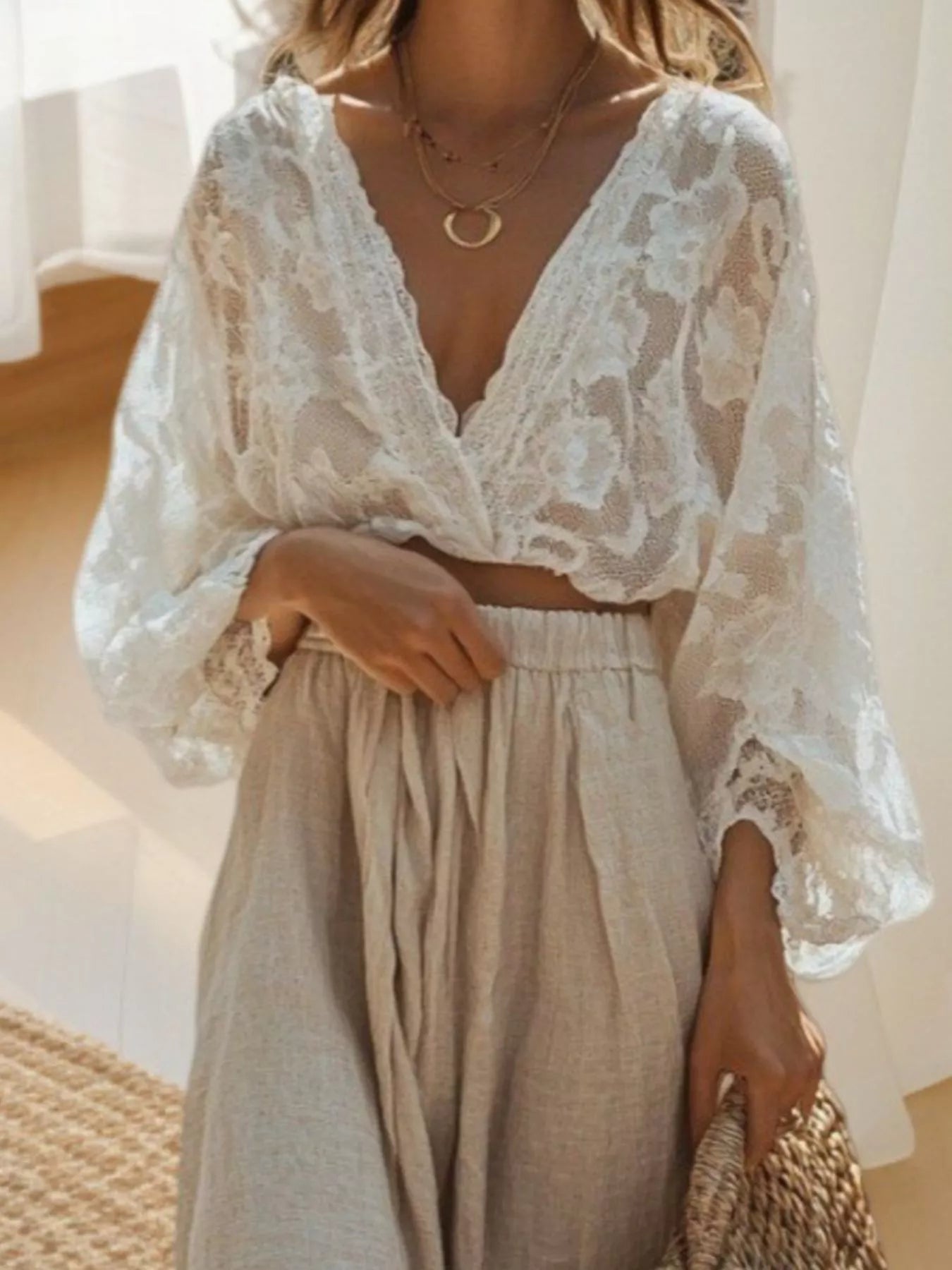 White lace long sleeve top and skirt set closer view