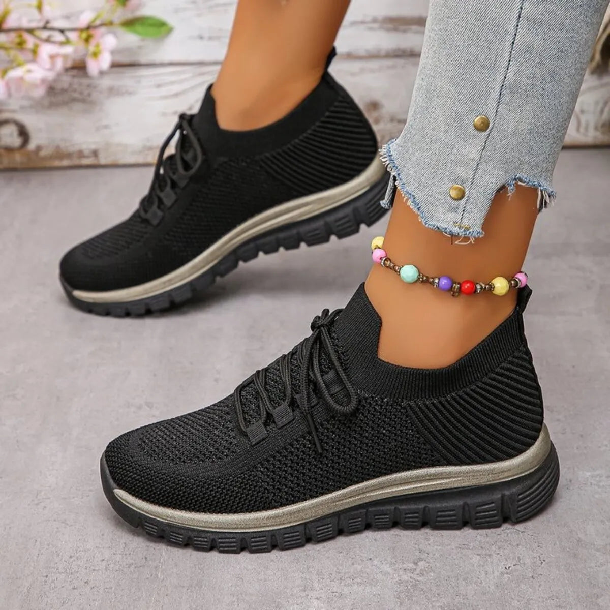 Breathable Mesh Lace Up Athletic