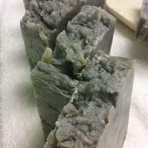 Sea Moss, Sea Clay, & Charcoal Spa Soap
