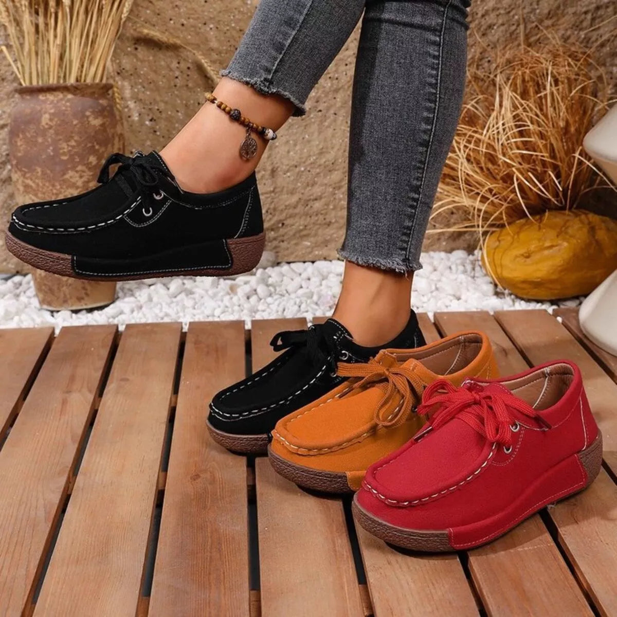 Round Toe Lace Up Sneakers