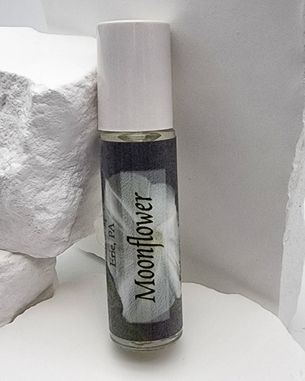 Moonflower Oil Roller Perfume | Fresh Floral Apricot Perfume Oil