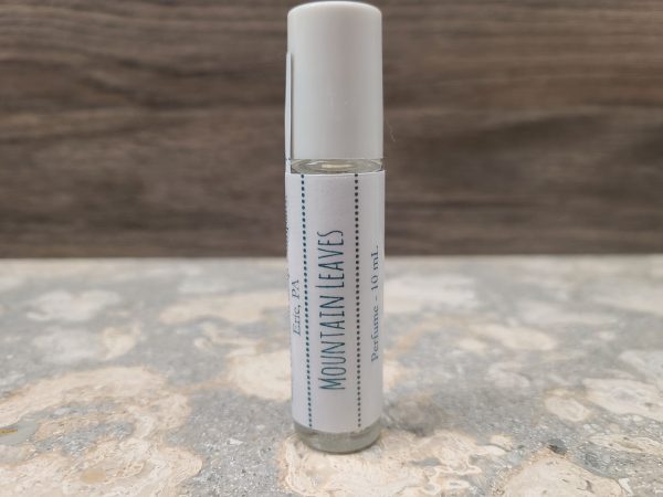 Mountain Leaves Perfume Roller